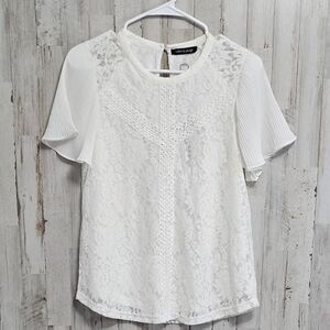 Cable & Gauge White Lace Lined Short Sleeve Keyhole Blouse Size  Small